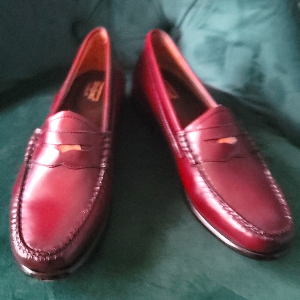 Men's Classic Burgandy /Wine colored Penny Loafers